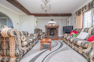 GUTTERIDGE HALL LANE- click for photo gallery